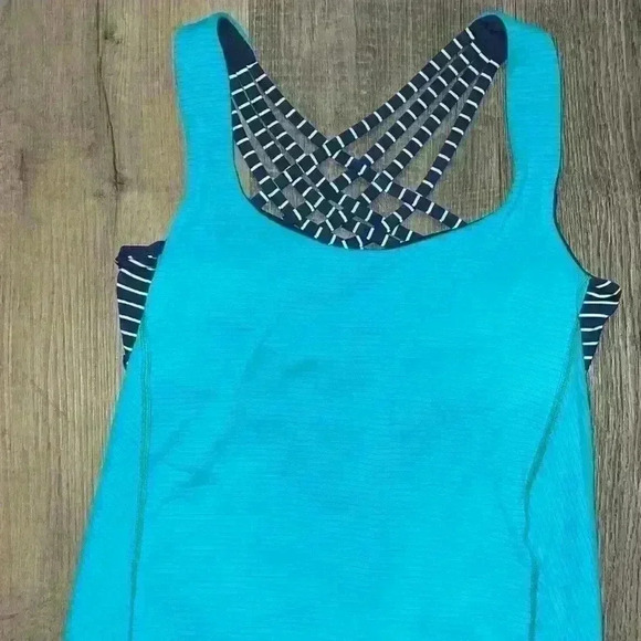 LULULEMON WILD TANK HEATHER BLUE TROPICS/Parallel Stripe Deep Navy Tranquil 6/S - Picture 5 of 13